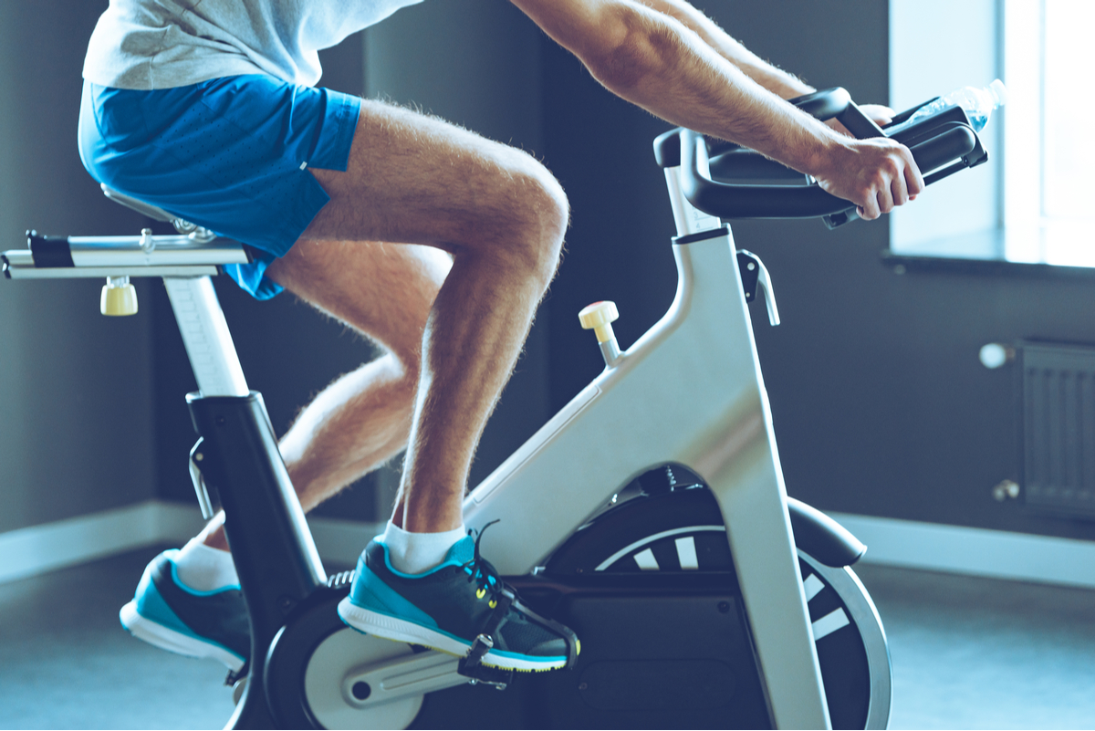 Indoor Cycling With Zwift Garmin and Co. On the Rollers